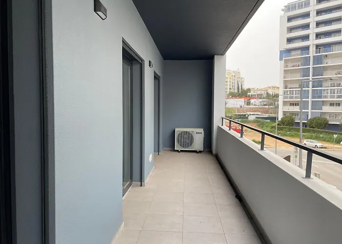 Brand New 2 Bdr With Pool By Lovelystay 公寓