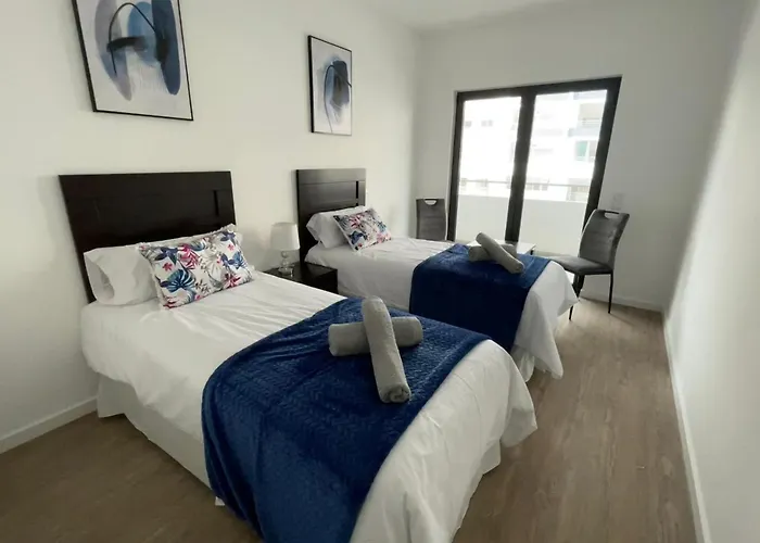 Brand New 2 Bdr With Pool By Lovelystay * Portimão